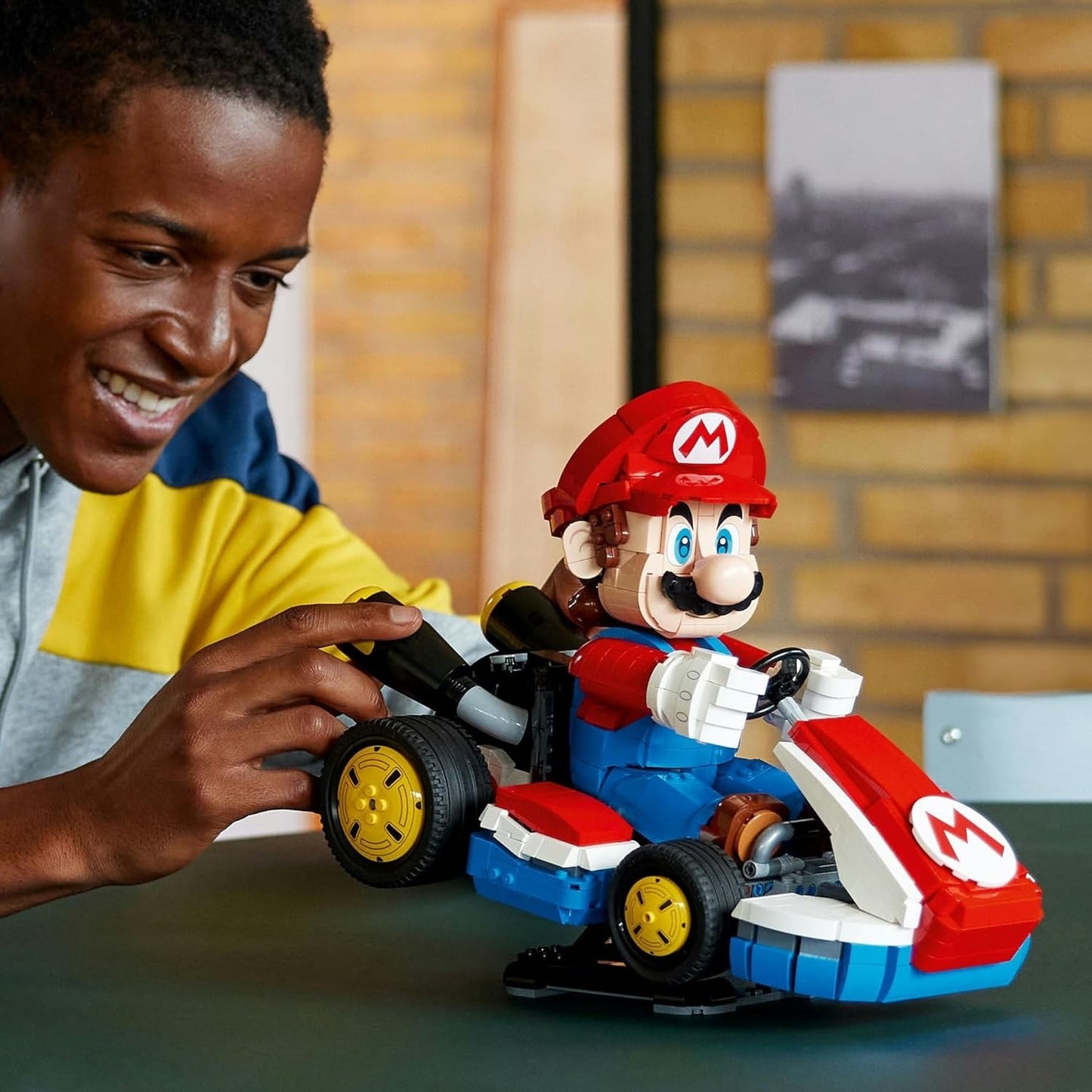 LEGO® Super Mario™ 72037 Mario Kart™ – Mario & Standard Kart