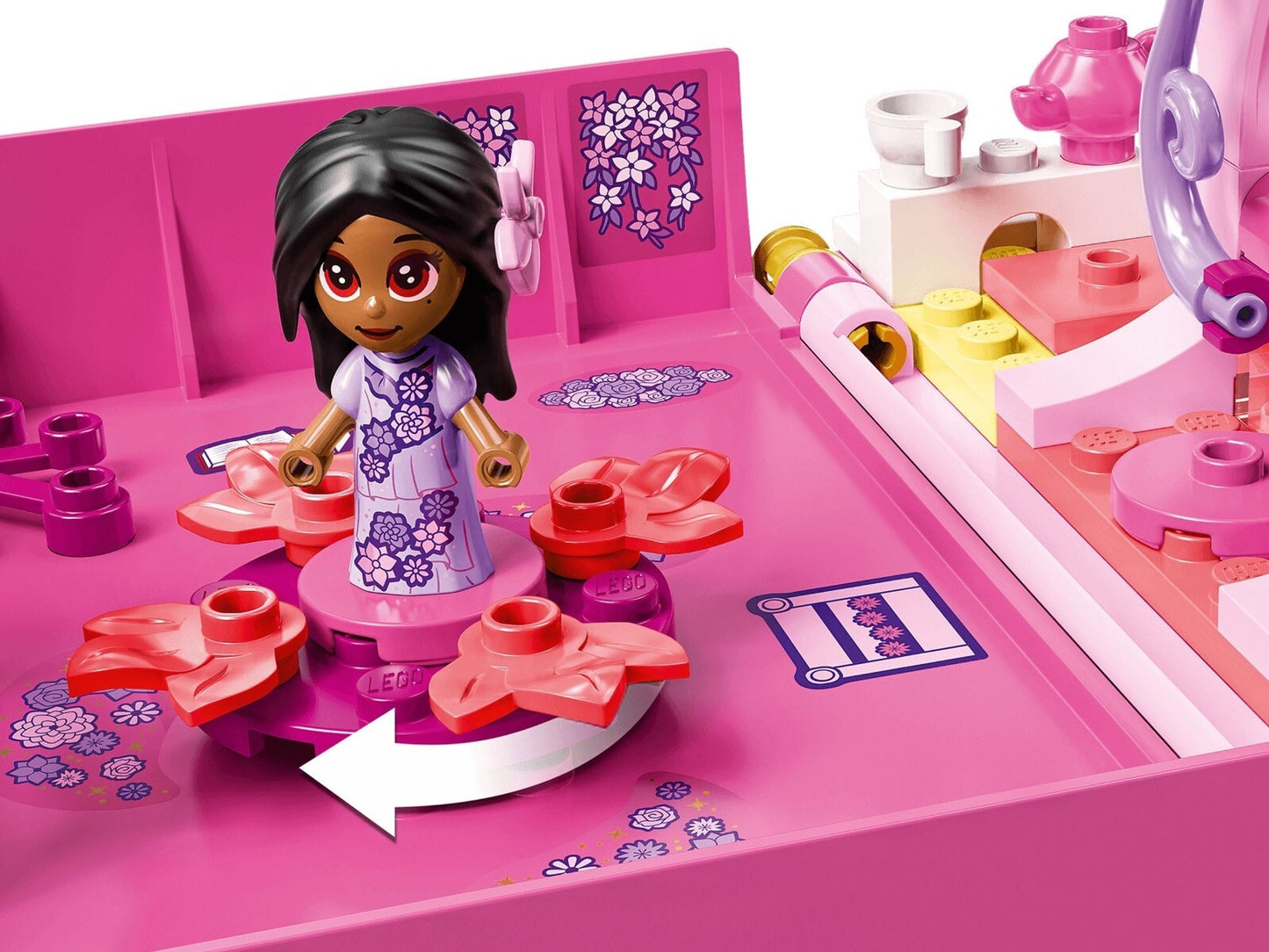 LEGO Disney 43201 Isabela's Magical Door