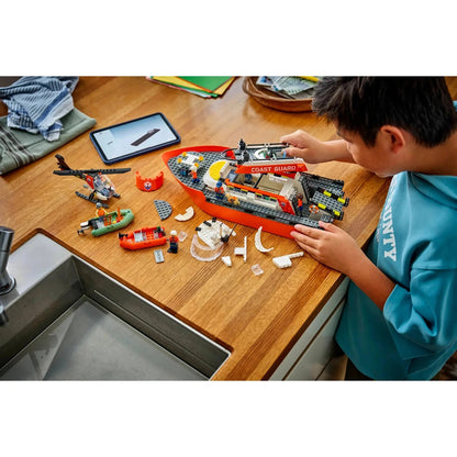 LEGO CITY: Coast Guard Rescue Boat 60504