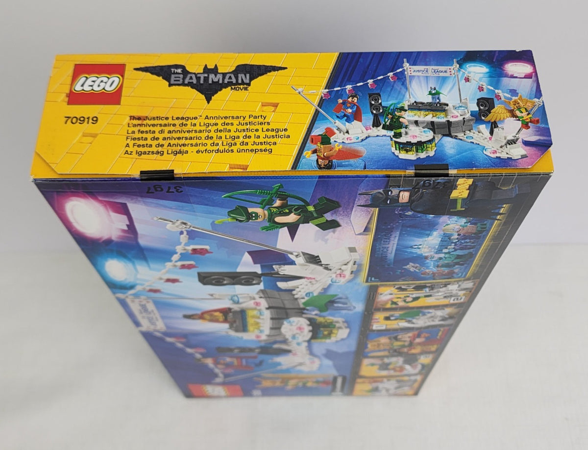 LEGO Batman Movie 70919 Justice League Anniversary Party