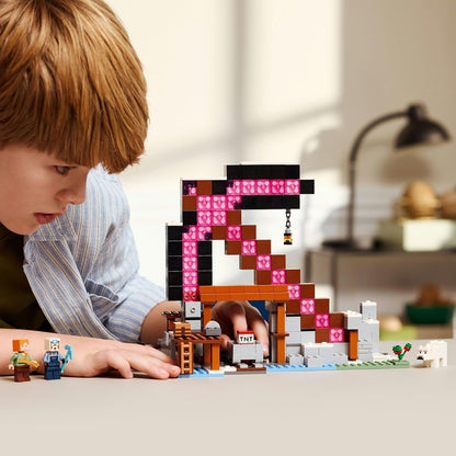 LEGO® Minecraft® The Pickaxe Mine 21277