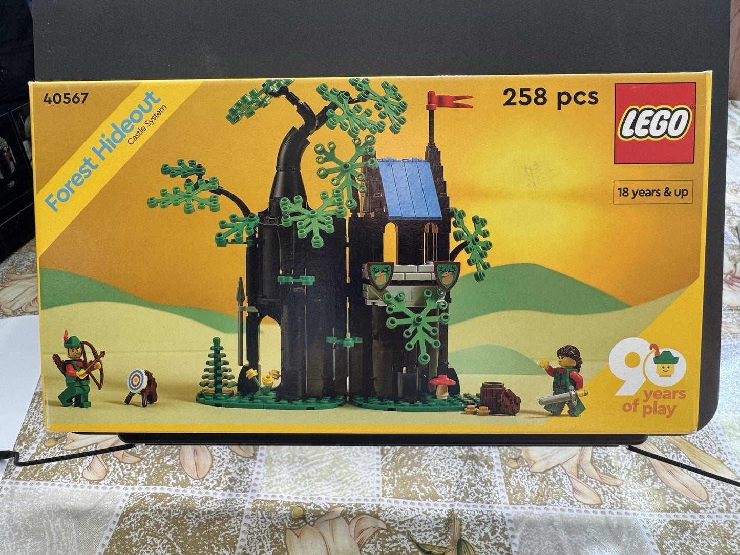 LEGO 40567 Forest Hideout Forestmen Group’s 90th anniversary