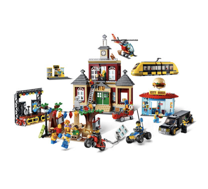 LEGO City Main Square 60271