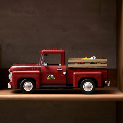 LEGO Icons 10290 Pickup Truck